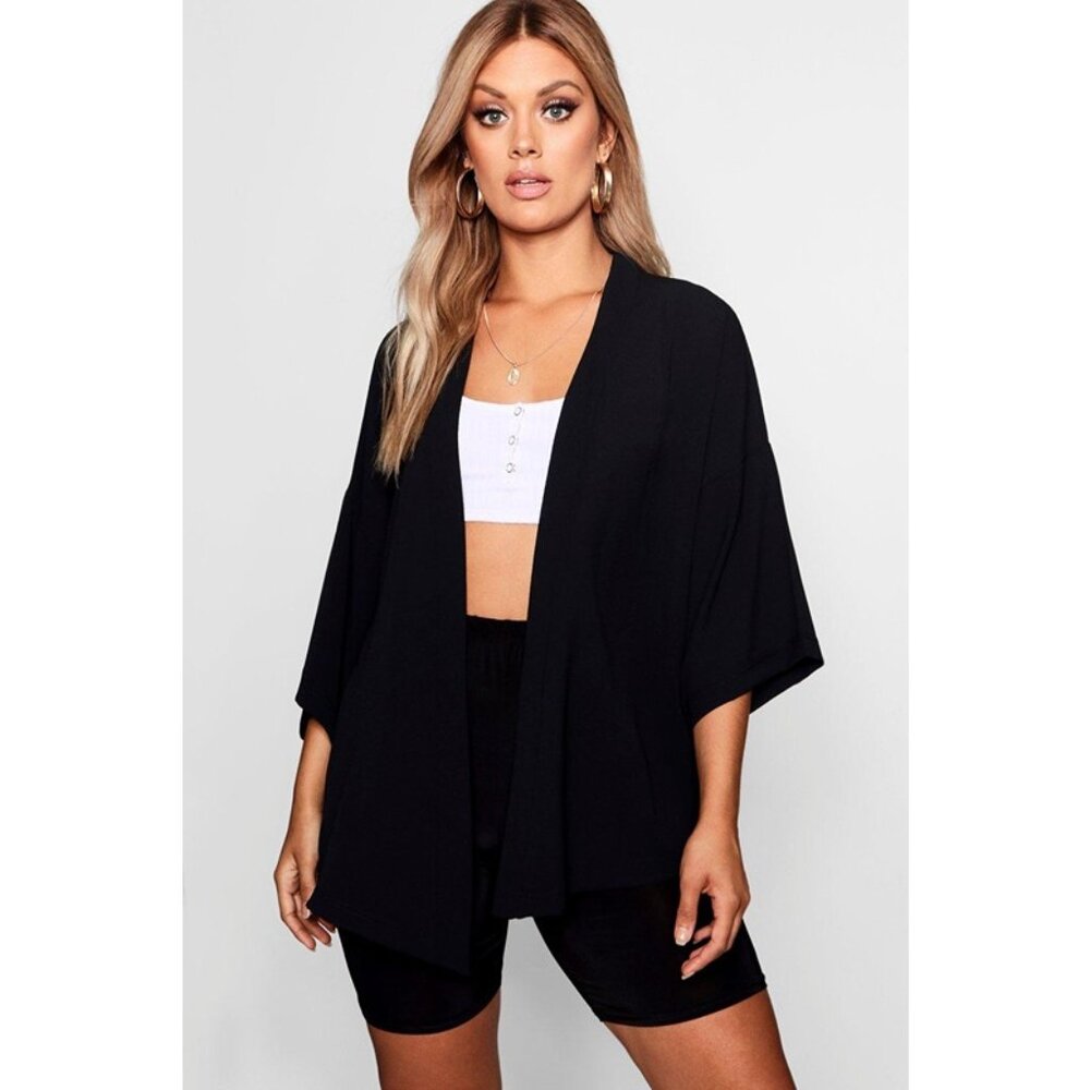 BOOHOO Plus Woven Open Kimono in Black - Size 16